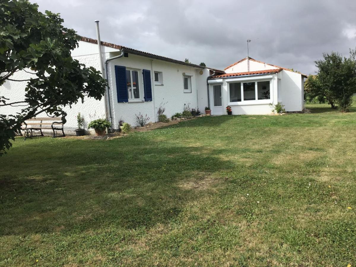 Le Cottage Vinax Buitenkant foto